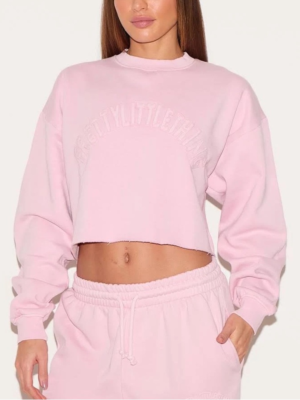 🌸 Cropped Light Pink Crew Sweatshirt🌸